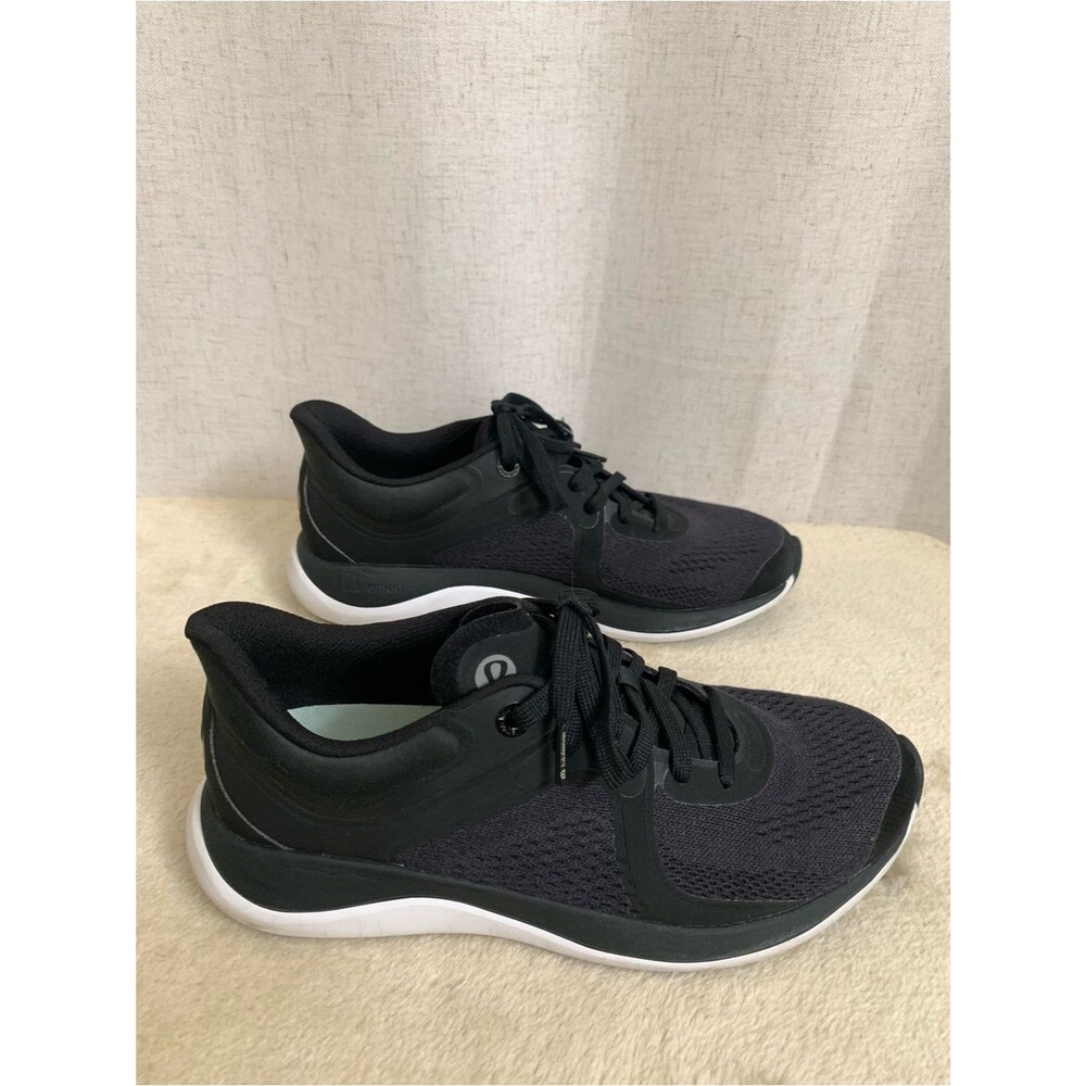 lululemon Chargefeel Low Black White Anchor Run Train Women's Sneakers 8.5